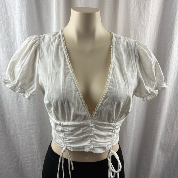 Le Lis Tops - Le Lis White Ruched V-Neck Blouse